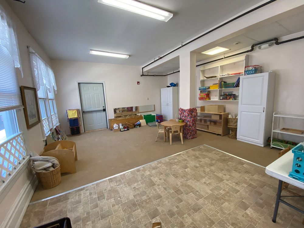 Little Ones Too Preschool and Nursery: 1098 Parkwood Blvd, Schenectady, NY 12308
